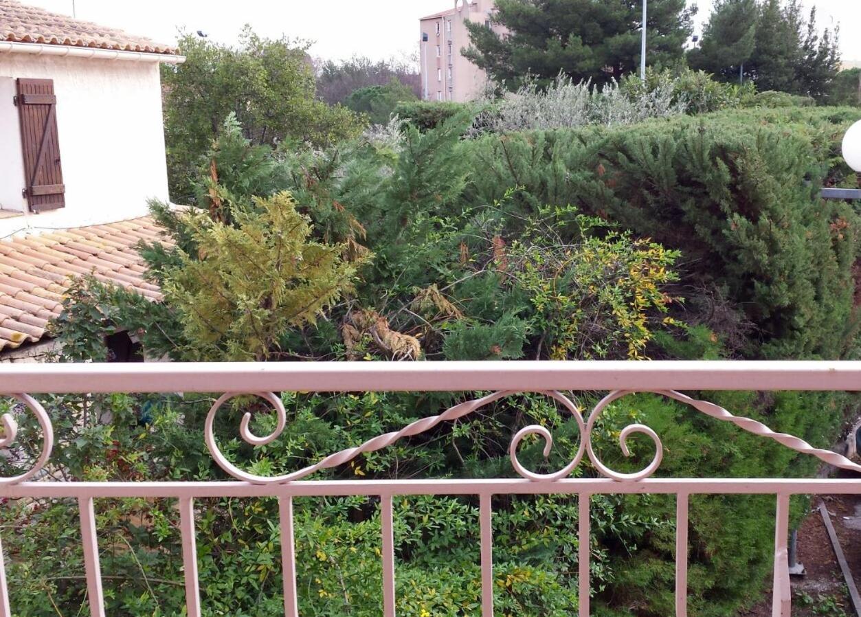 La Garde : Joli Studio Dans Residence Εξωτερικό φωτογραφία